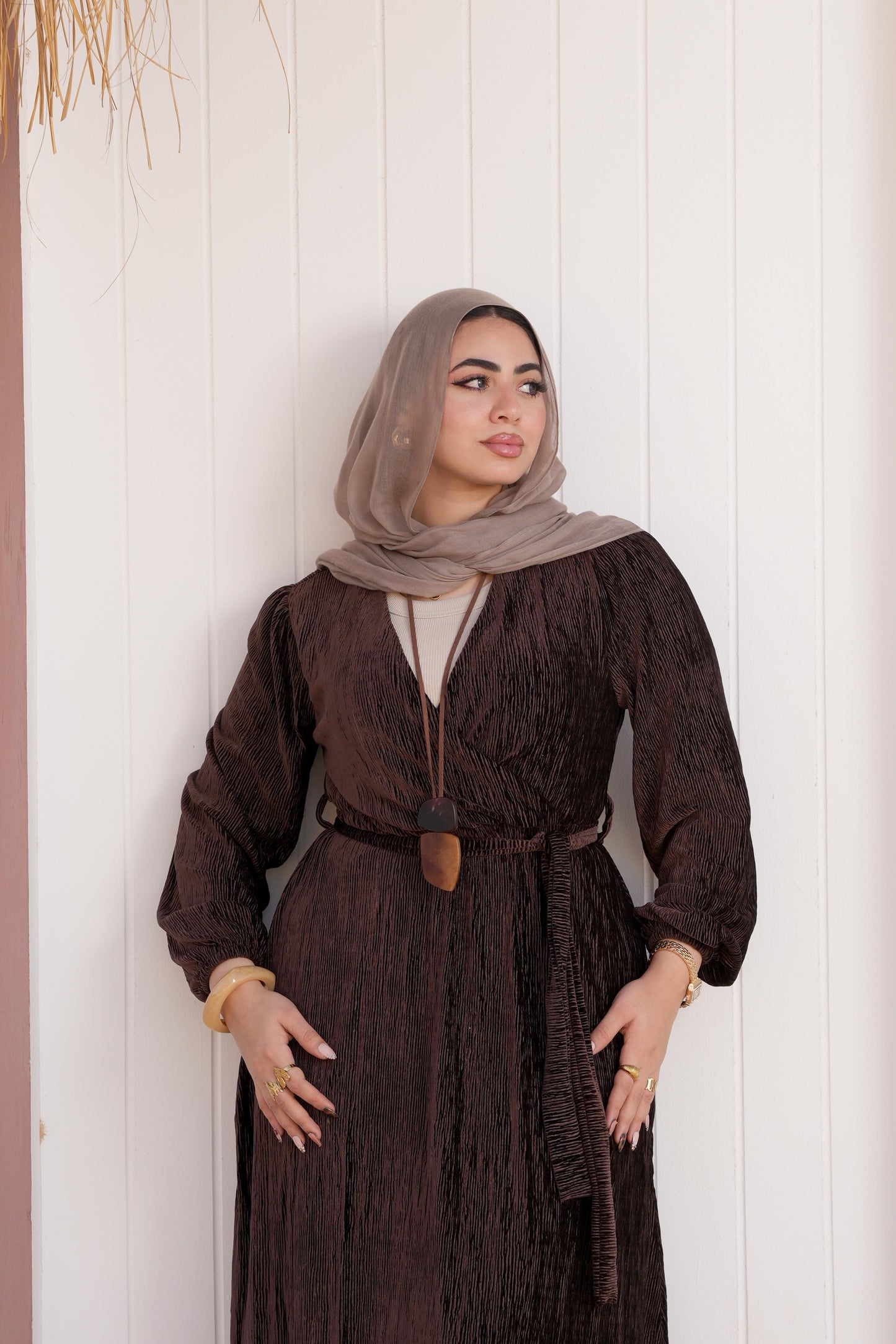 Elegant Pleated Maxi Dress with Waist Tie