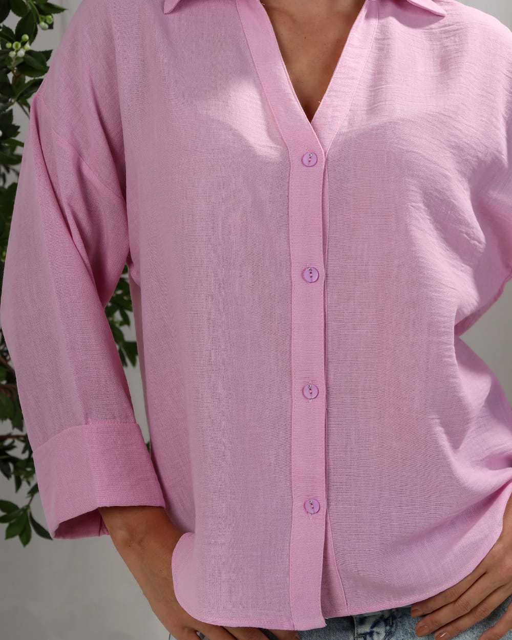 Linen shirt for effortless everyday elegance