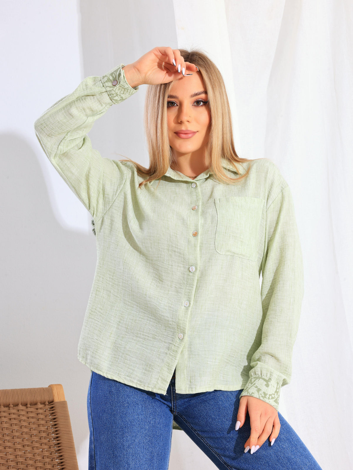 Chemise