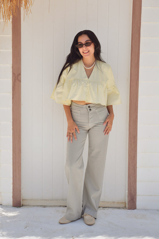 Women’s Cropped Button Blouse