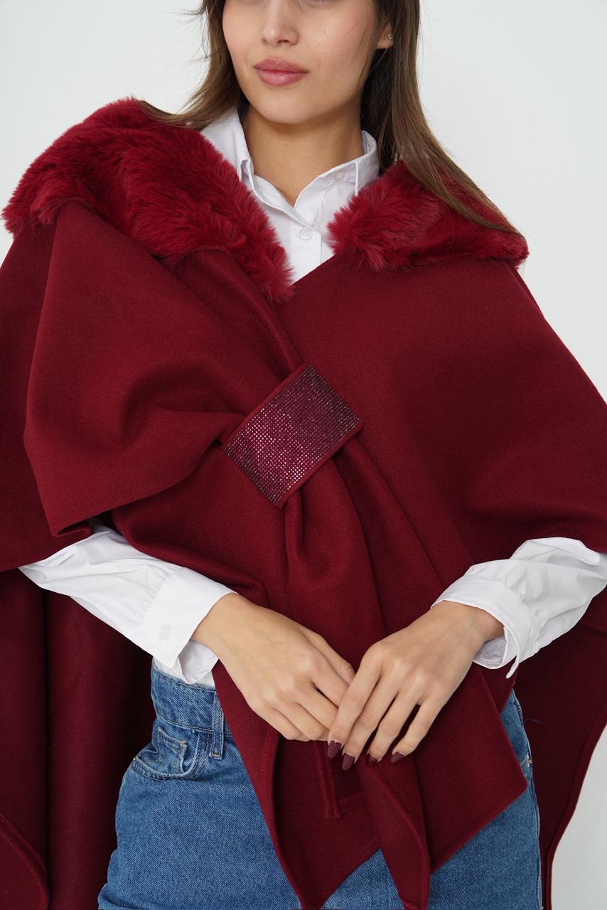 Elegant Faux Fur Collar Cape