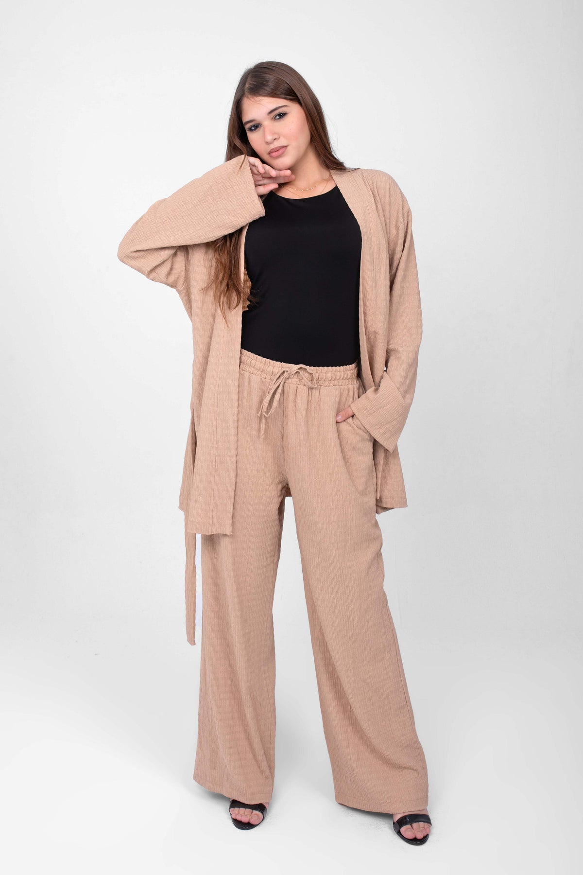 Garden suit with pants for a chic modern look