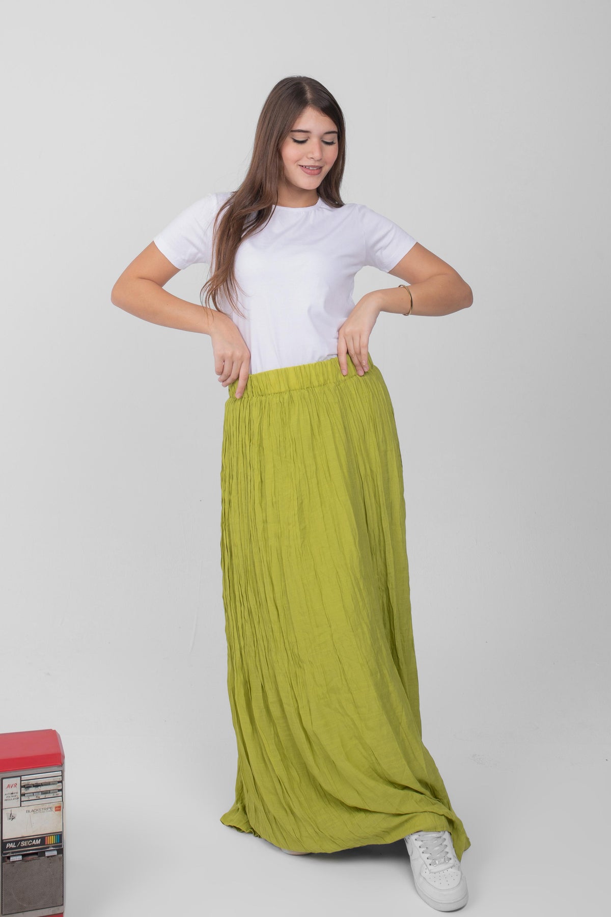 A timeless plain skirt for endless styling