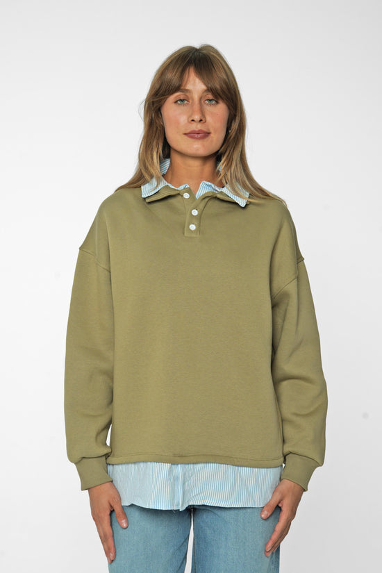 سويت شيرت متعدد الطبقات