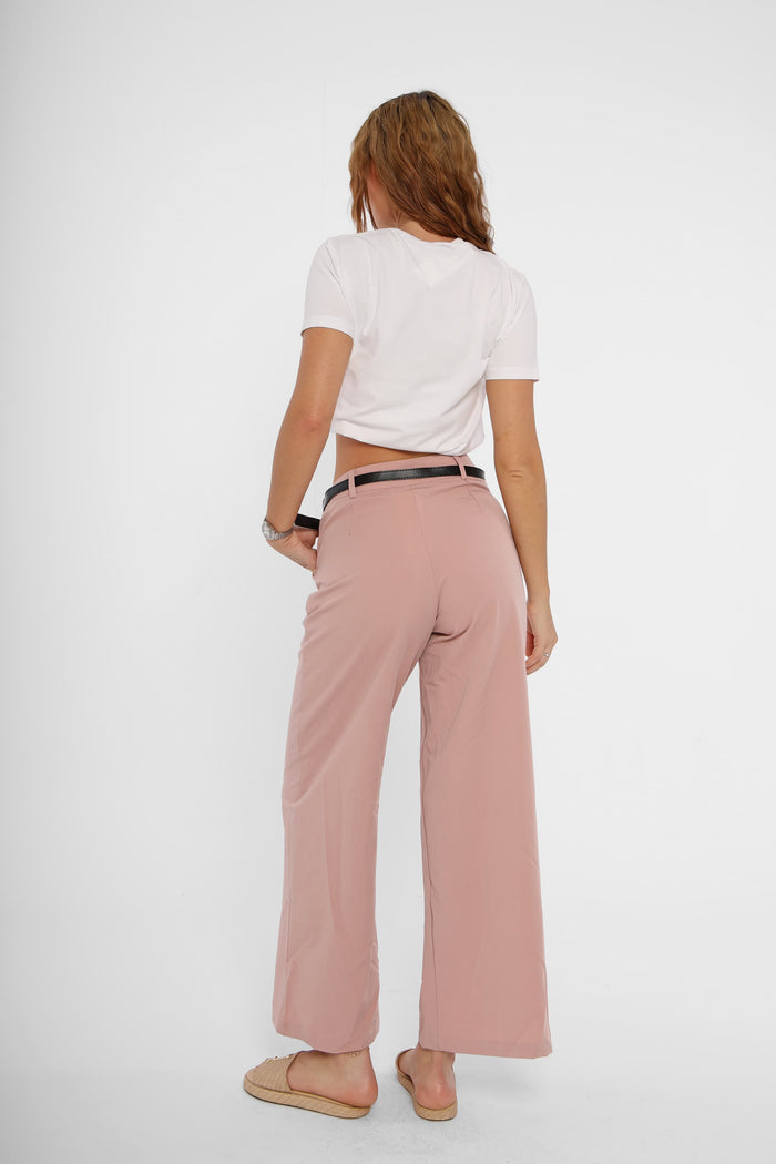 Classic plain trousers with a stylish belt