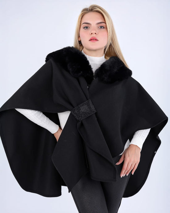 Elegant Faux Fur Collar Cape