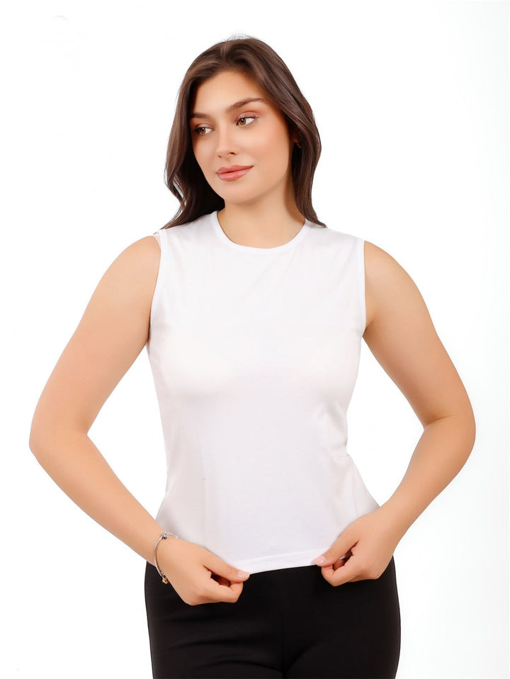 Sleeveless Round-Neck Basic Top
