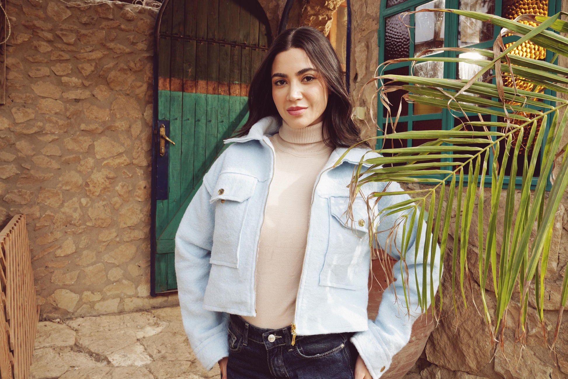 سترة قصيرة من الصوف