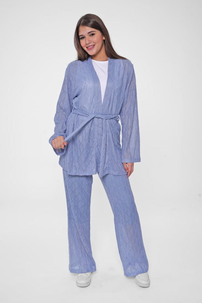The perfect Cardigan Suit for chic everyday looks
