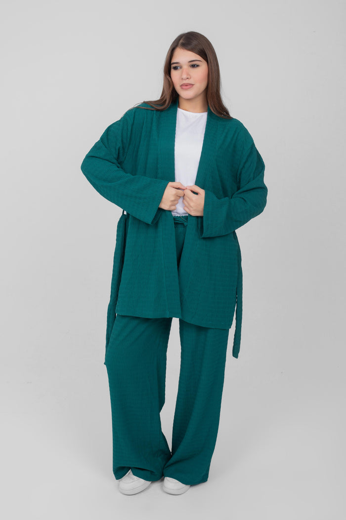 Garden suit with pants for a chic modern look