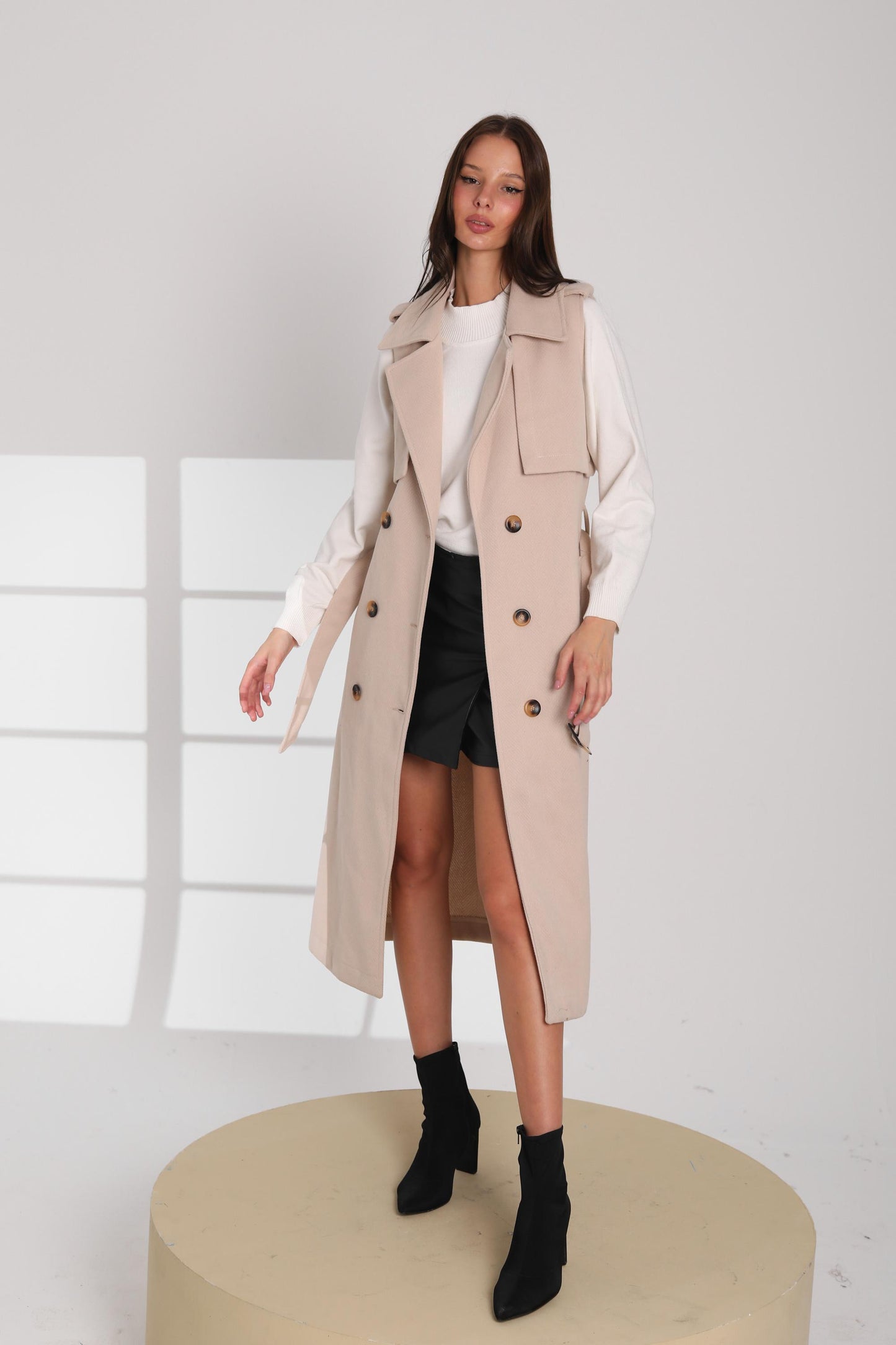 Sleeveless Trench Vest