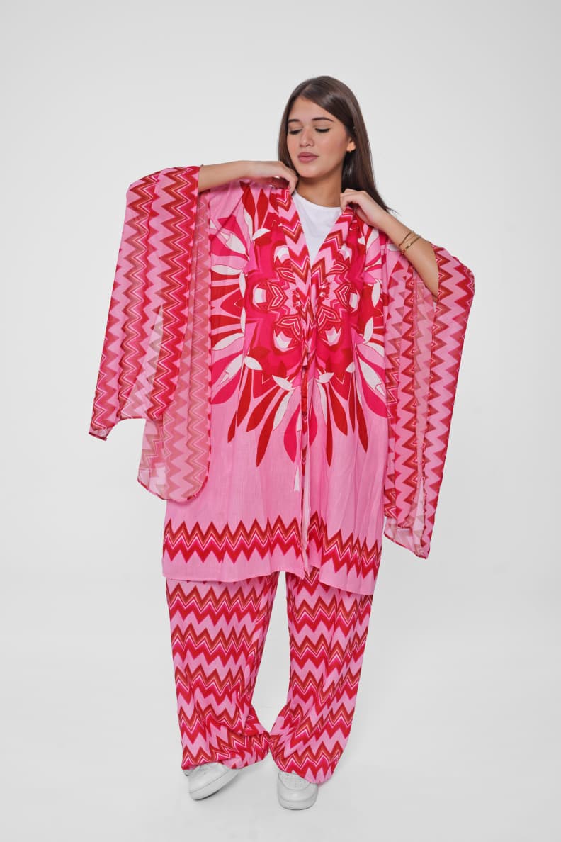 Chic and bold printed set