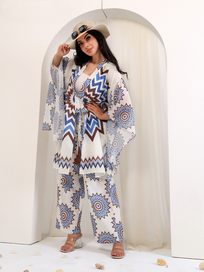 Chic and bold printed set