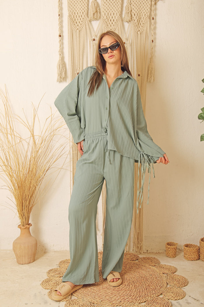 Own your day with this confident suit
