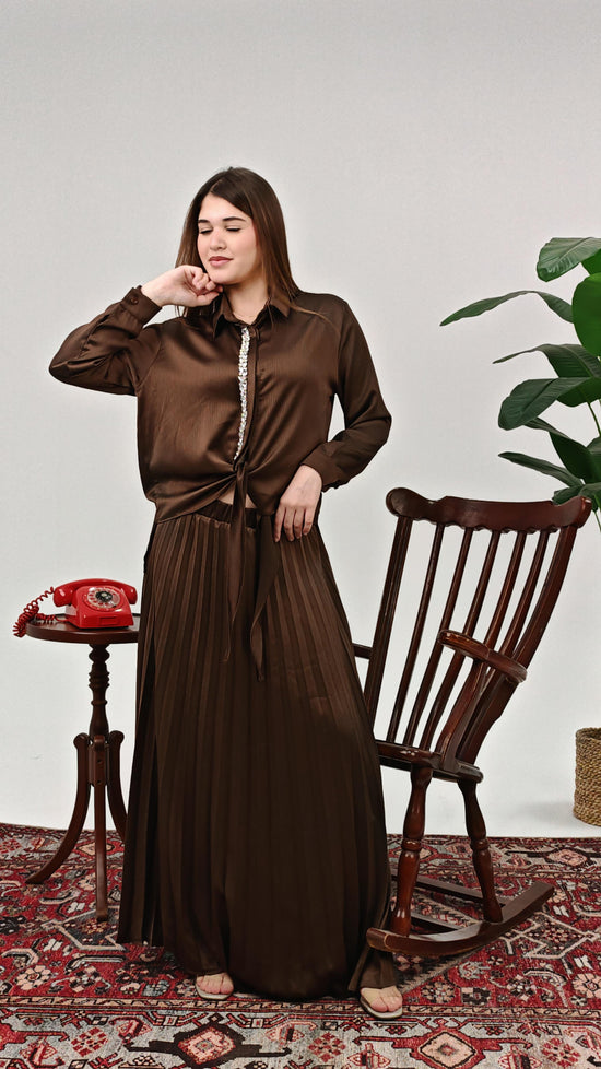 Pleated Tie Shirt Set