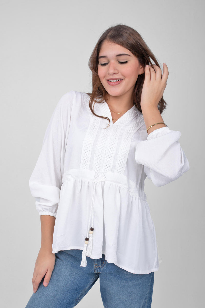 Delicate guipure blouse for timeless elegance